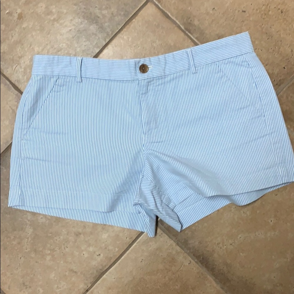 gap shorts